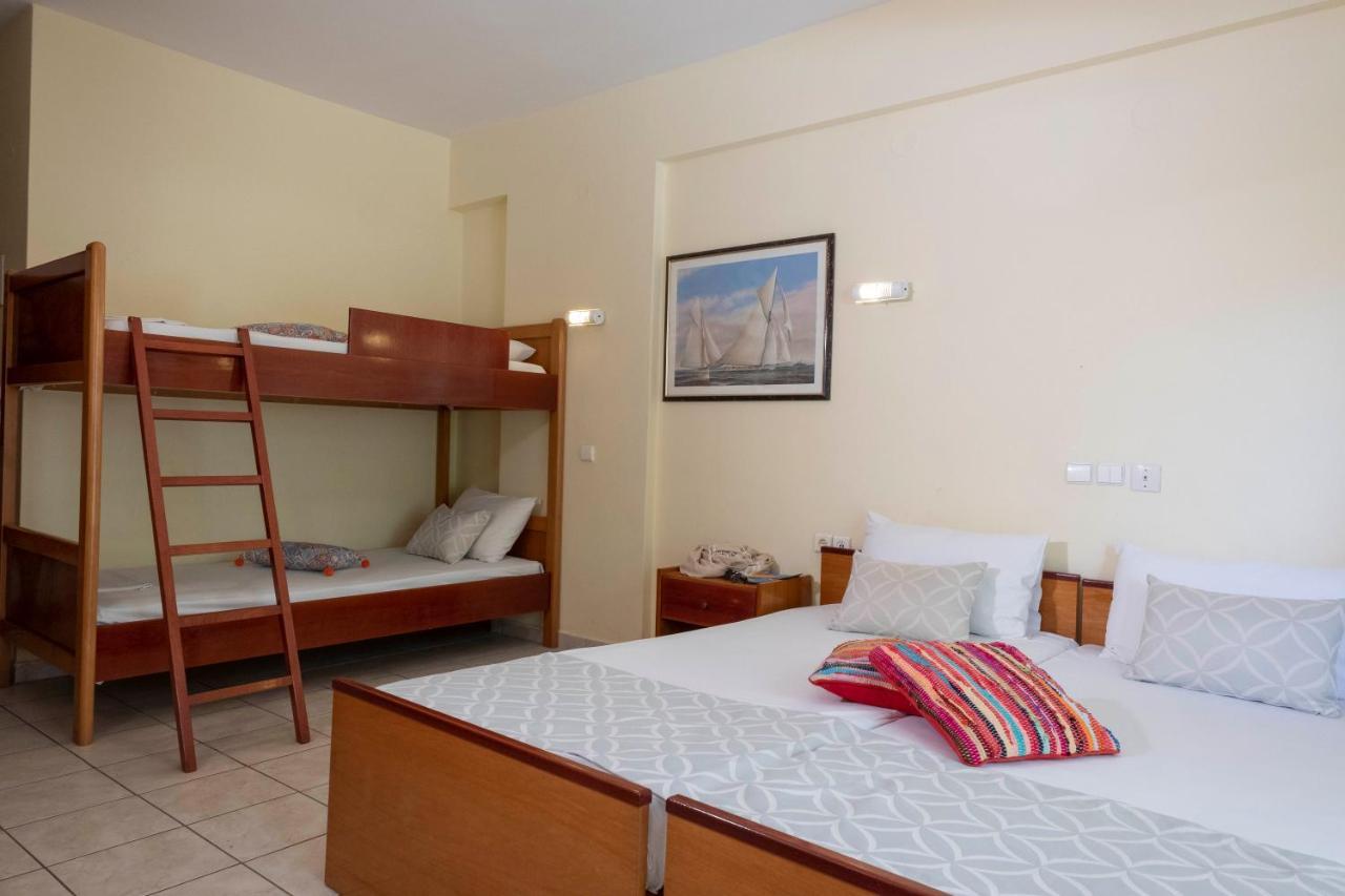 Aristides Hotel Fourka Bagian luar foto