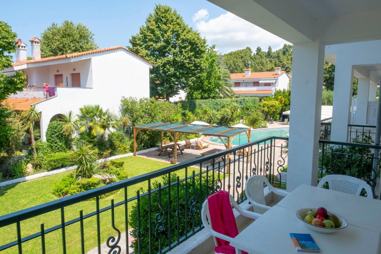 Aristides Hotel Fourka Bagian luar foto