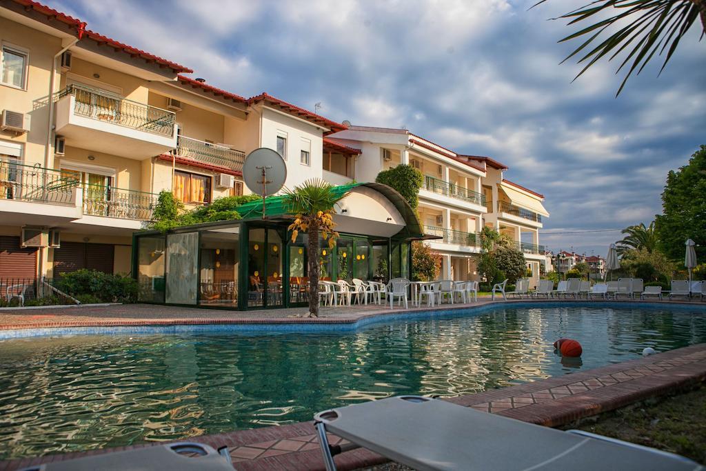 Aristides Hotel Fourka Bagian luar foto