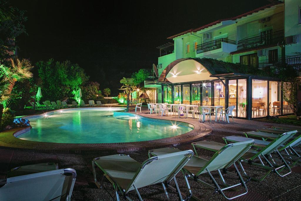 Aristides Hotel Fourka Bagian luar foto